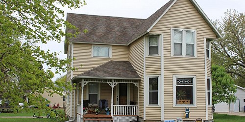 225 Hansina Avenue, Volga, SD 57071