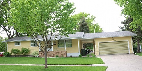 1118 Vine Street, Brookings, SD 57006