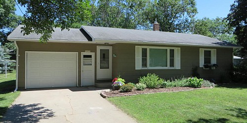 434 Dakota Avenue, Volga, SD 57071