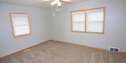 1733 Illinois Avenue SW, Huron, SD 57350