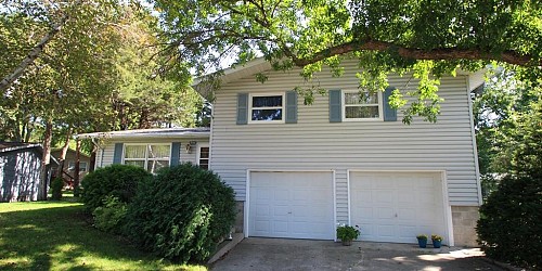 319 Dogwood Avenue, Brookings, SD 57006