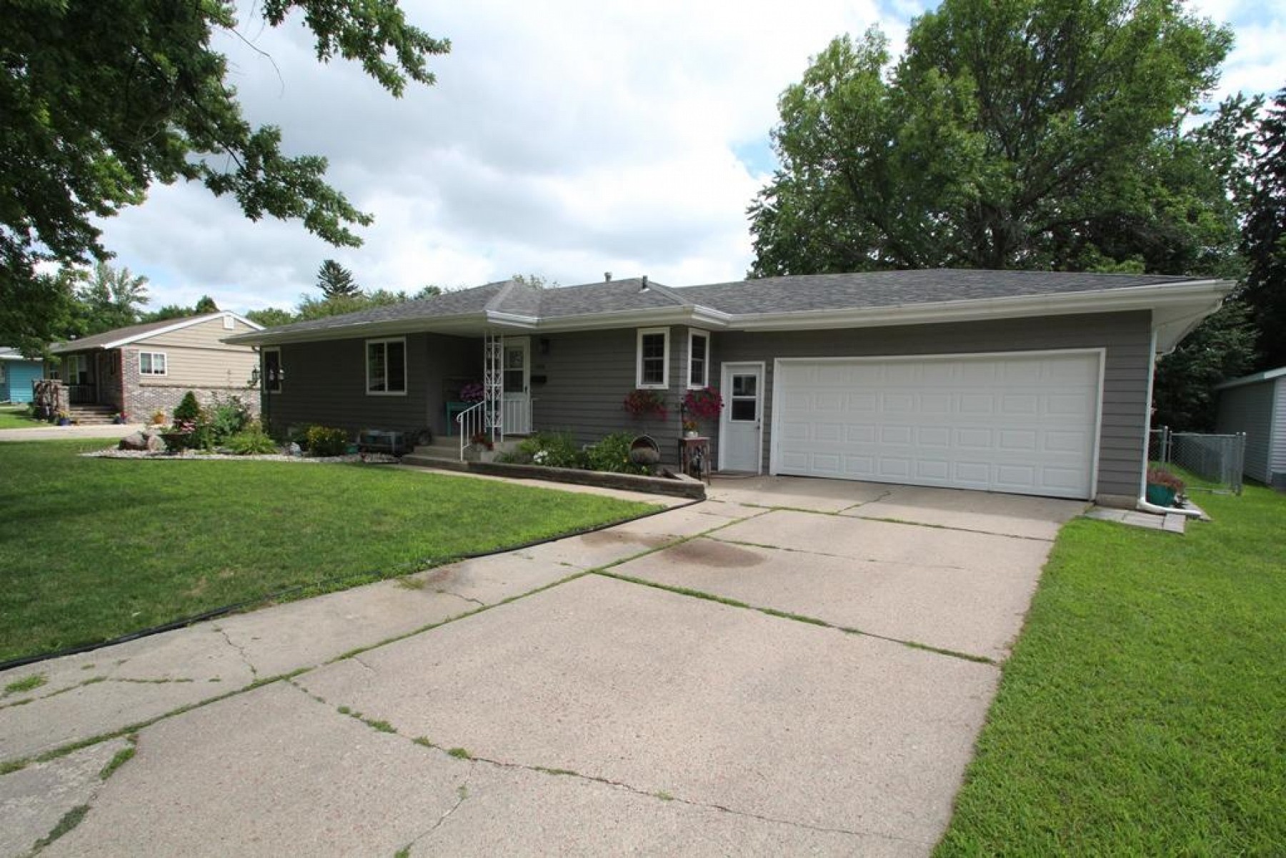 1424 Wisconsin Street, Brookings, SD 57006