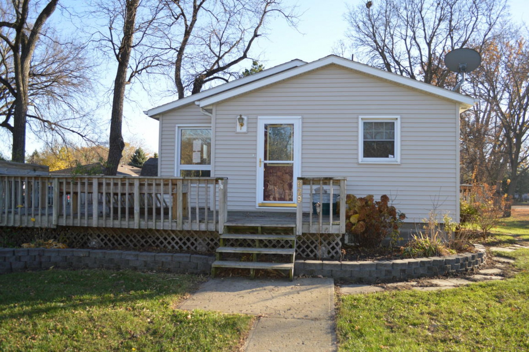 629 3RD Street, Madison, SD 57042