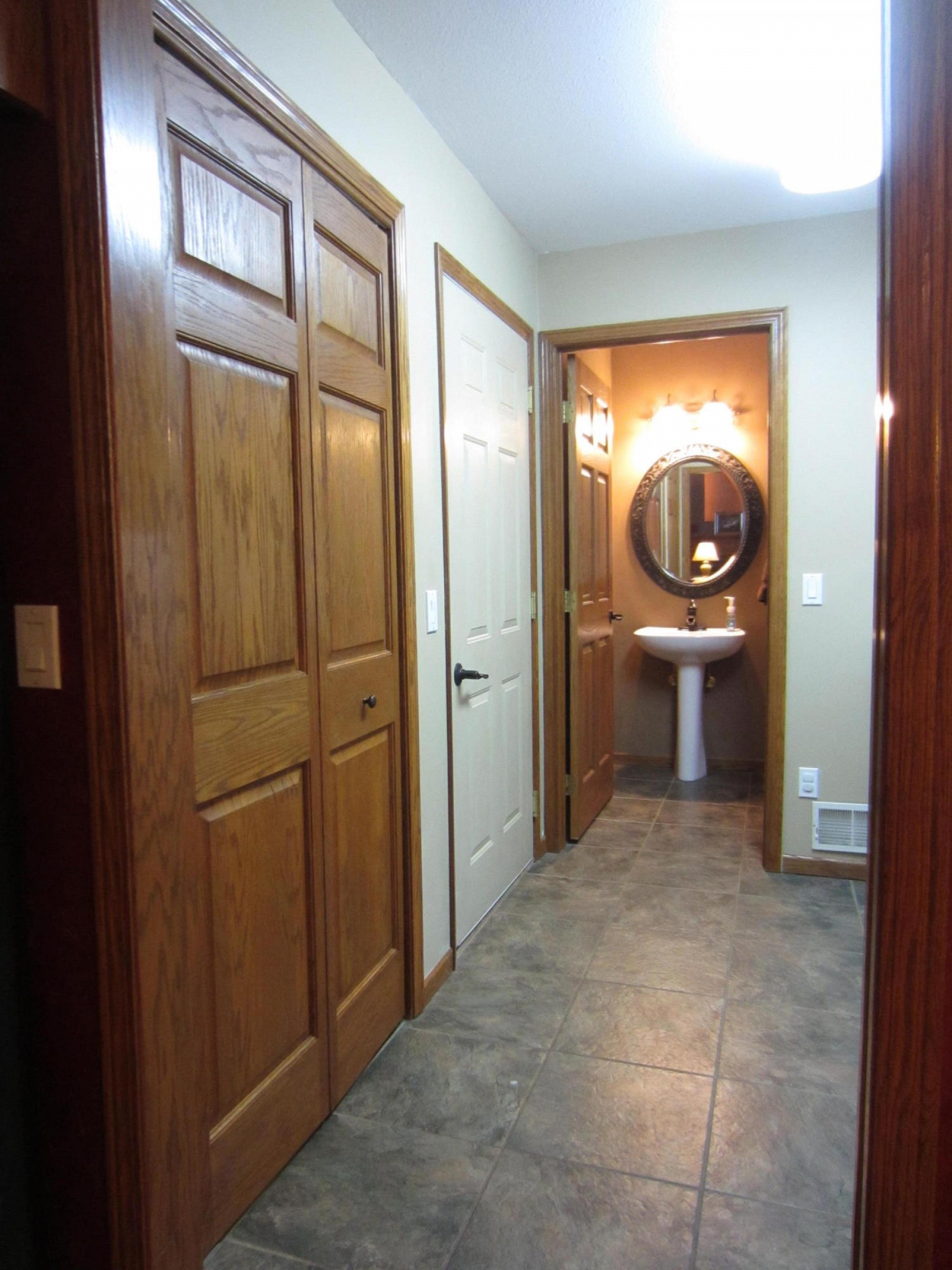 1816 Terrace Drive, Brookings, SD 57006