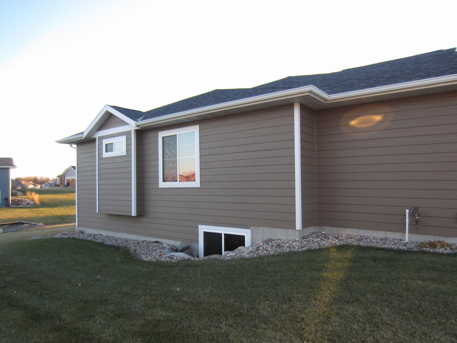1424 Windermere Way, Brookings, SD 57006