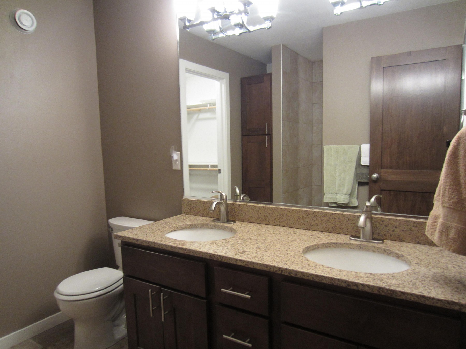 1424 Windermere Way, Brookings, SD 57006