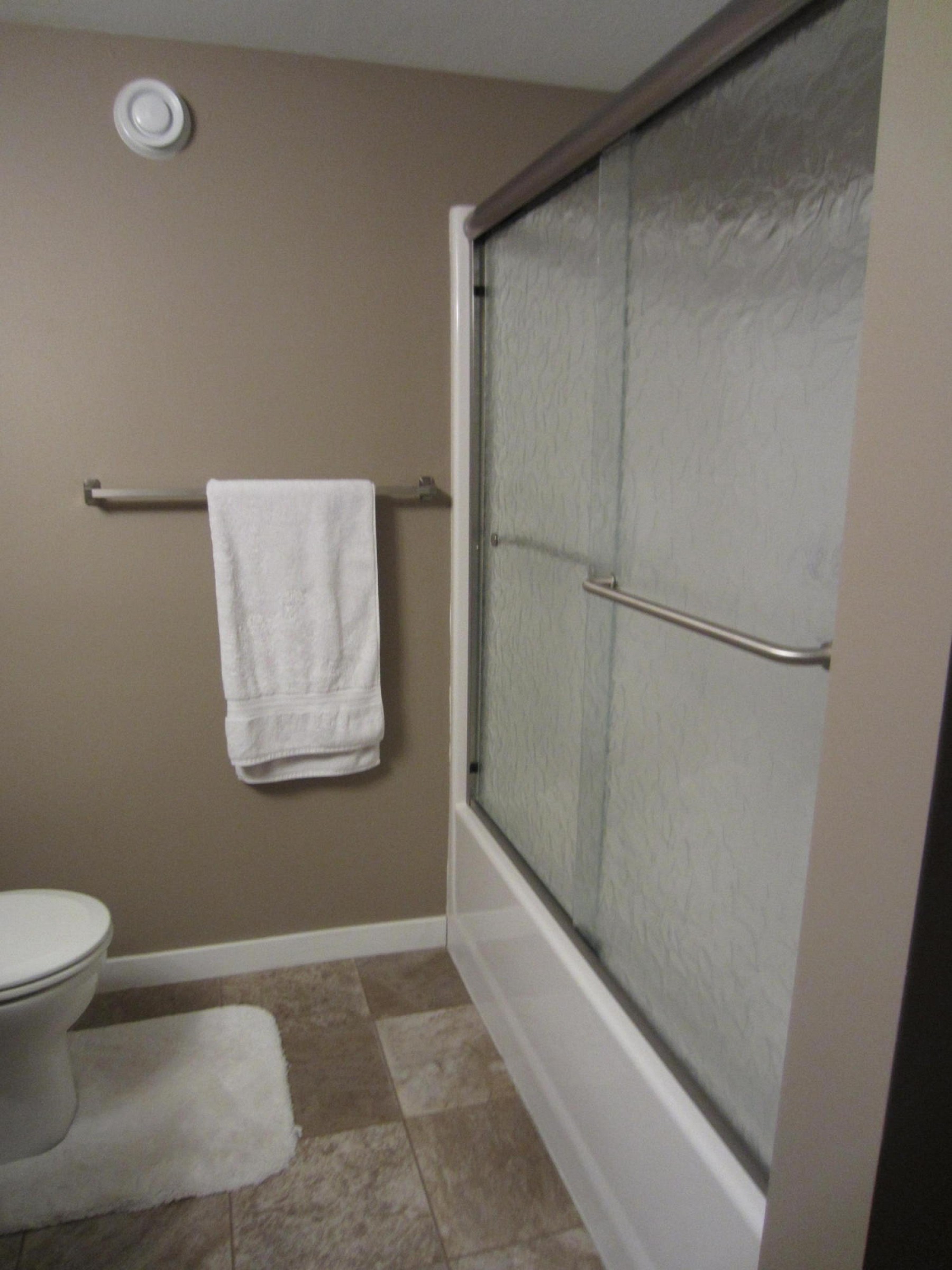 1424 Windermere Way, Brookings, SD 57006