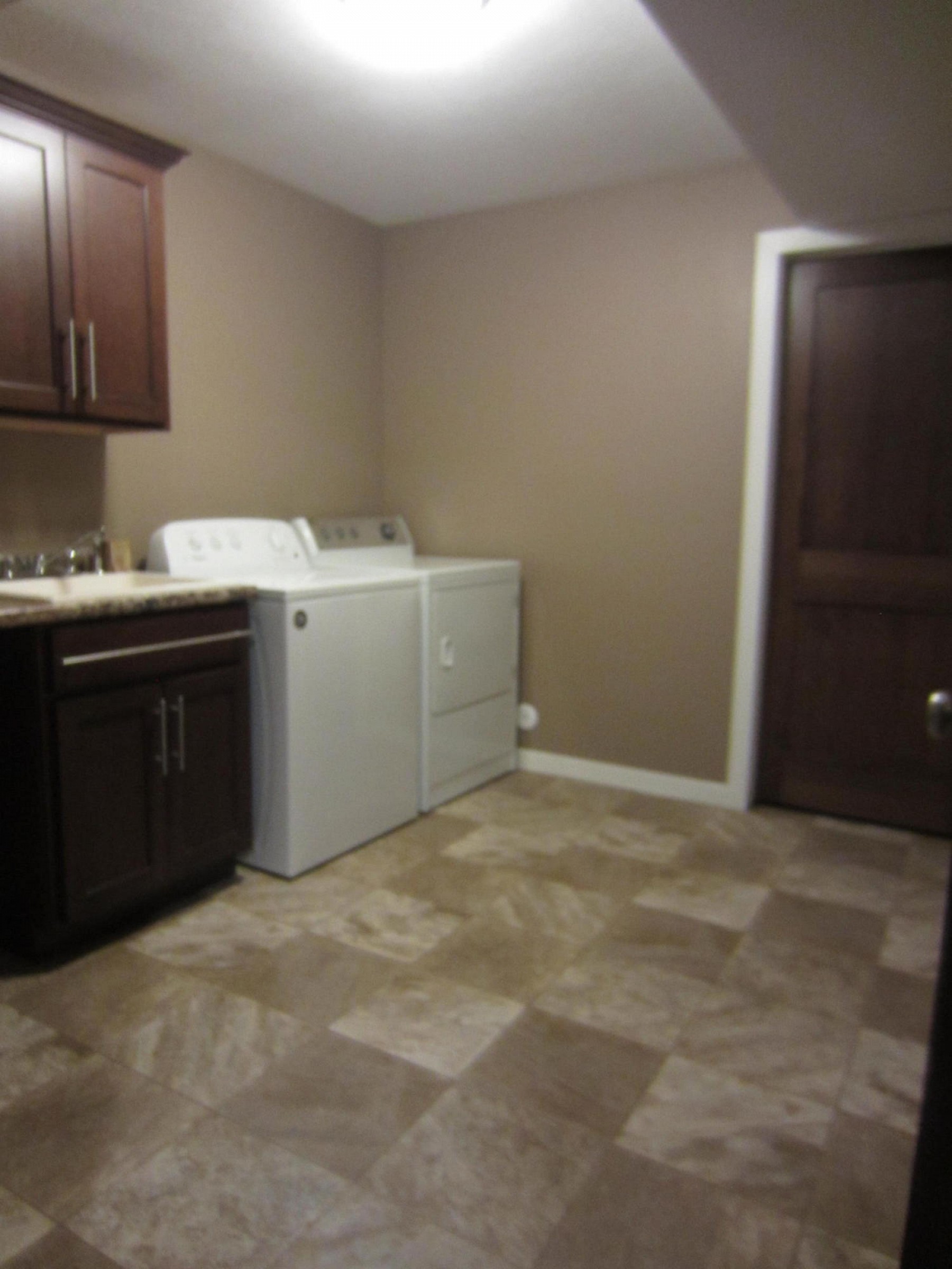 1424 Windermere Way, Brookings, SD 57006