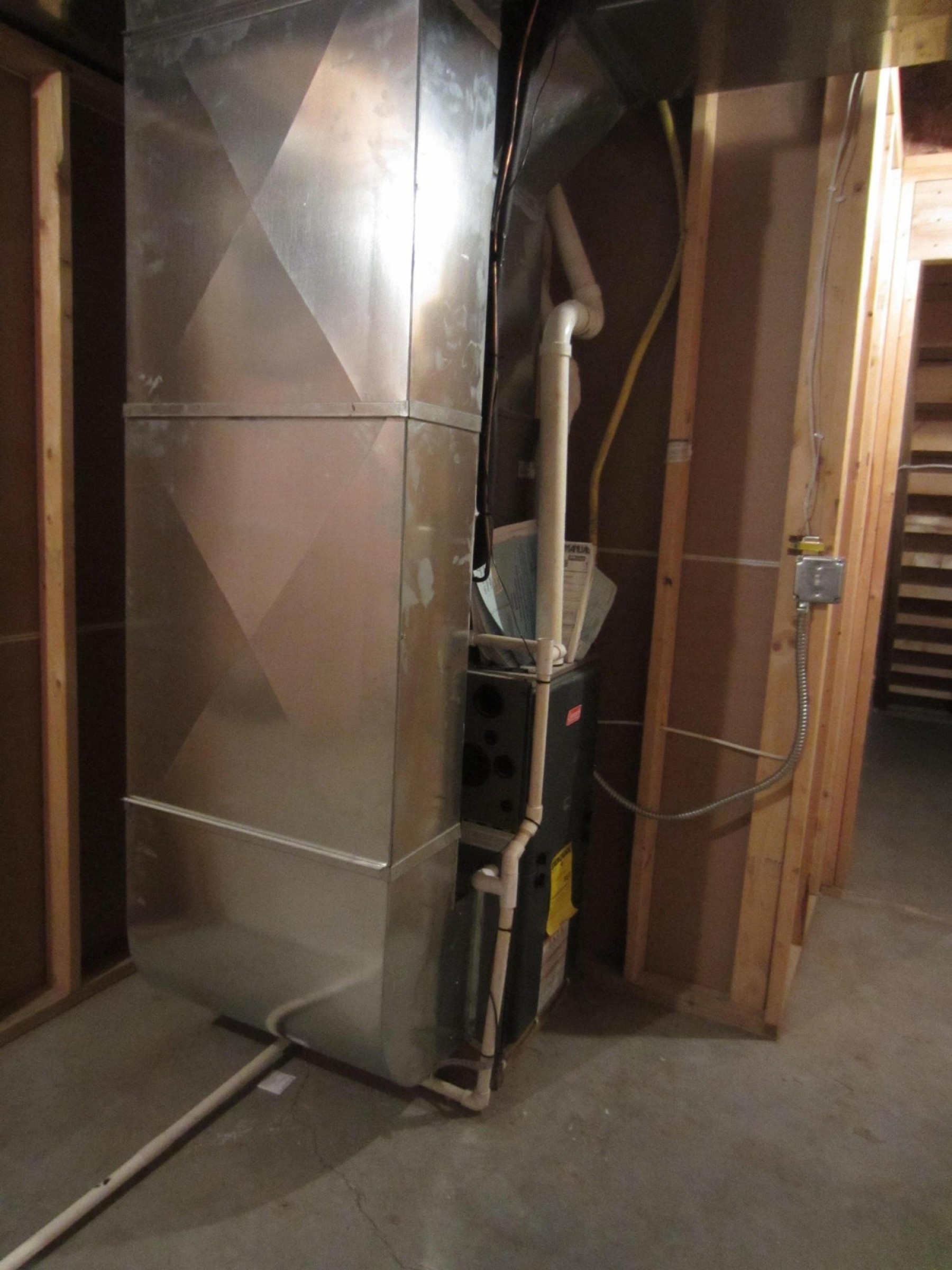 1424 Windermere Way, Brookings, SD 57006