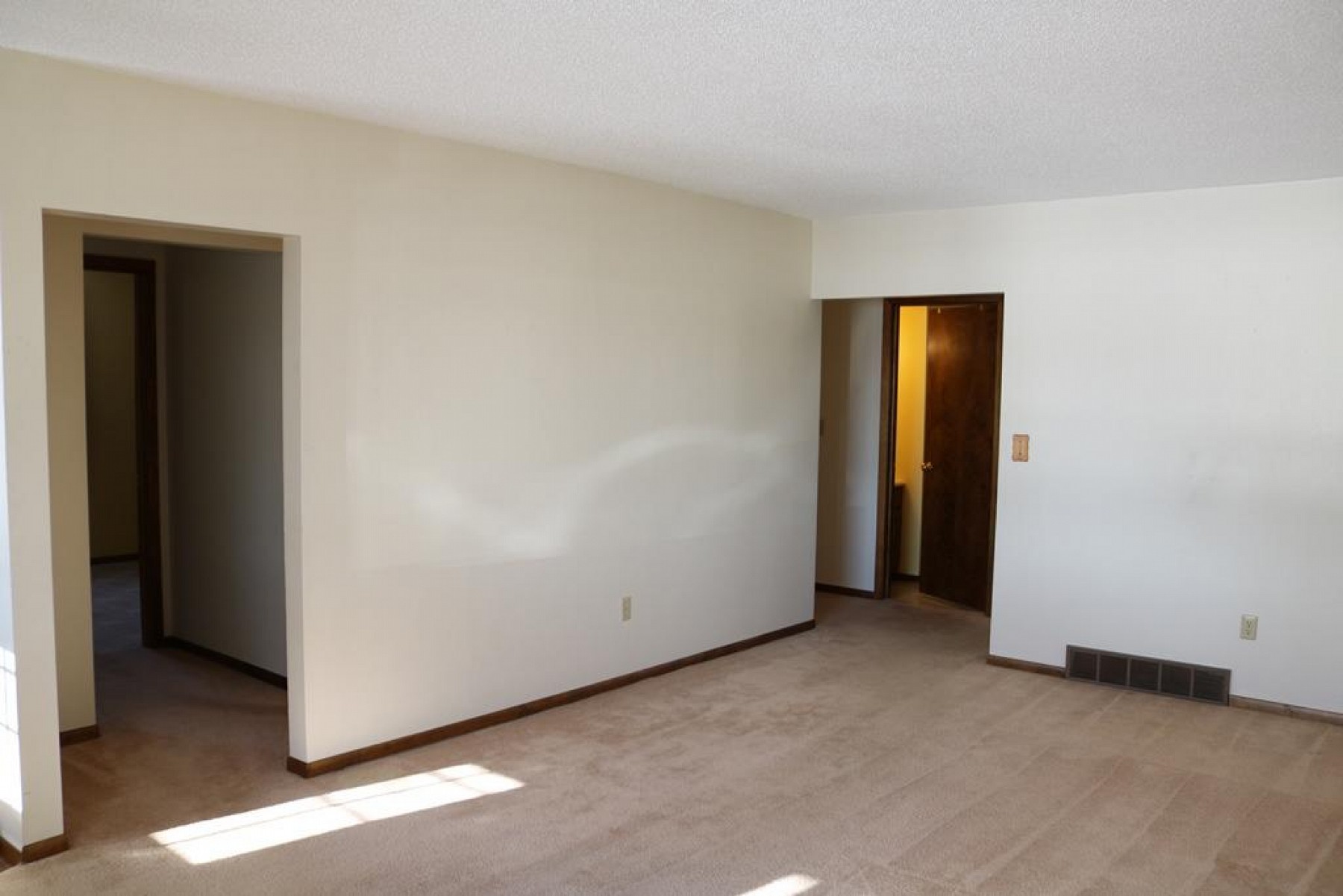 1119 5th Street S, Brookings, SD 57006