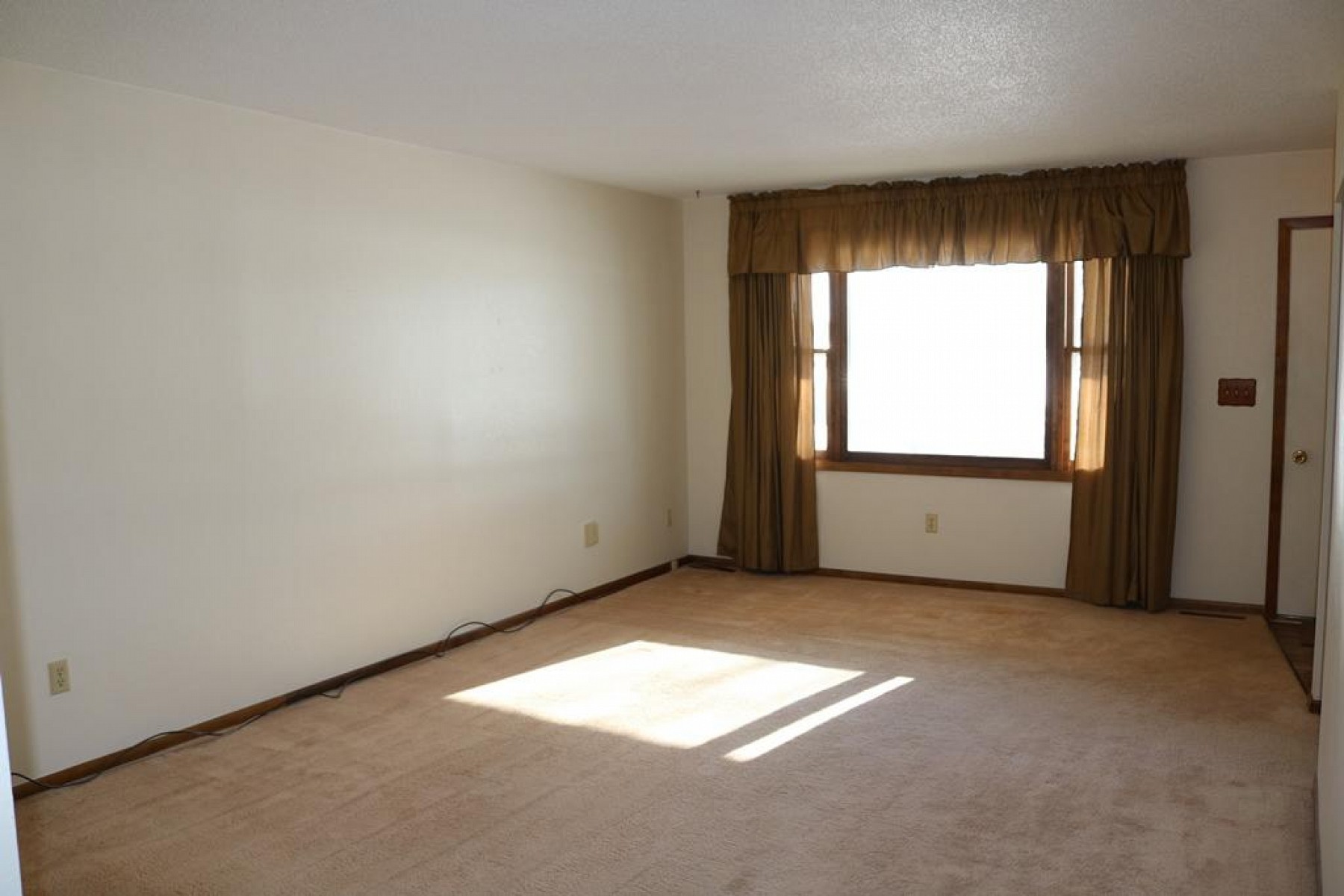 1119 5th Street S, Brookings, SD 57006