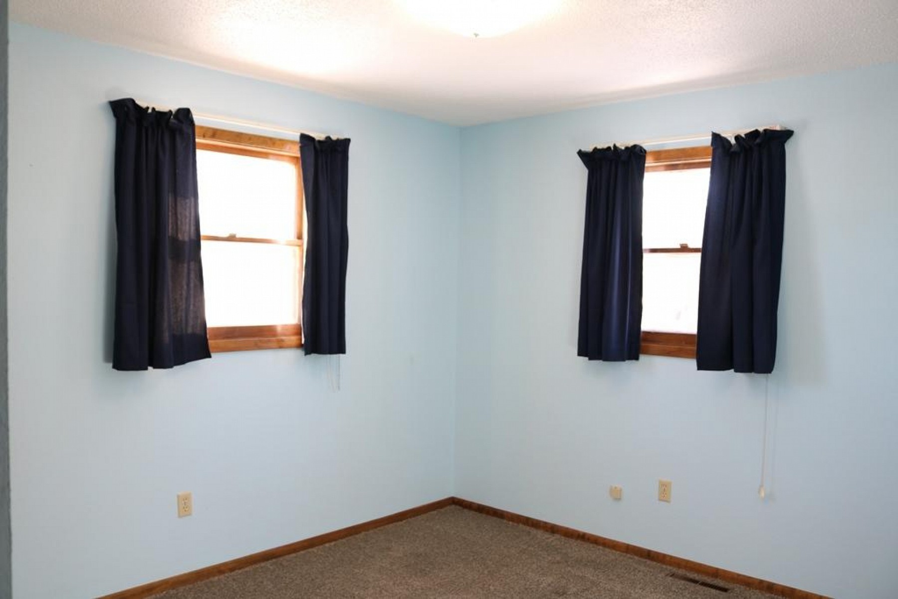 1119 5th Street S, Brookings, SD 57006