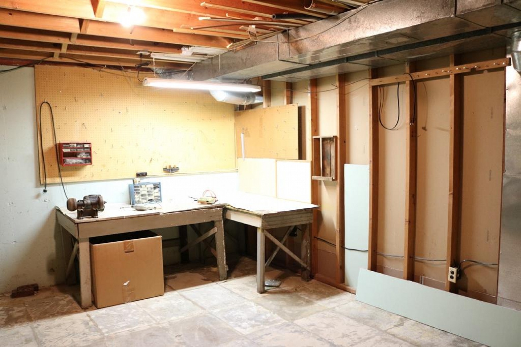 1119 5th Street S, Brookings, SD 57006