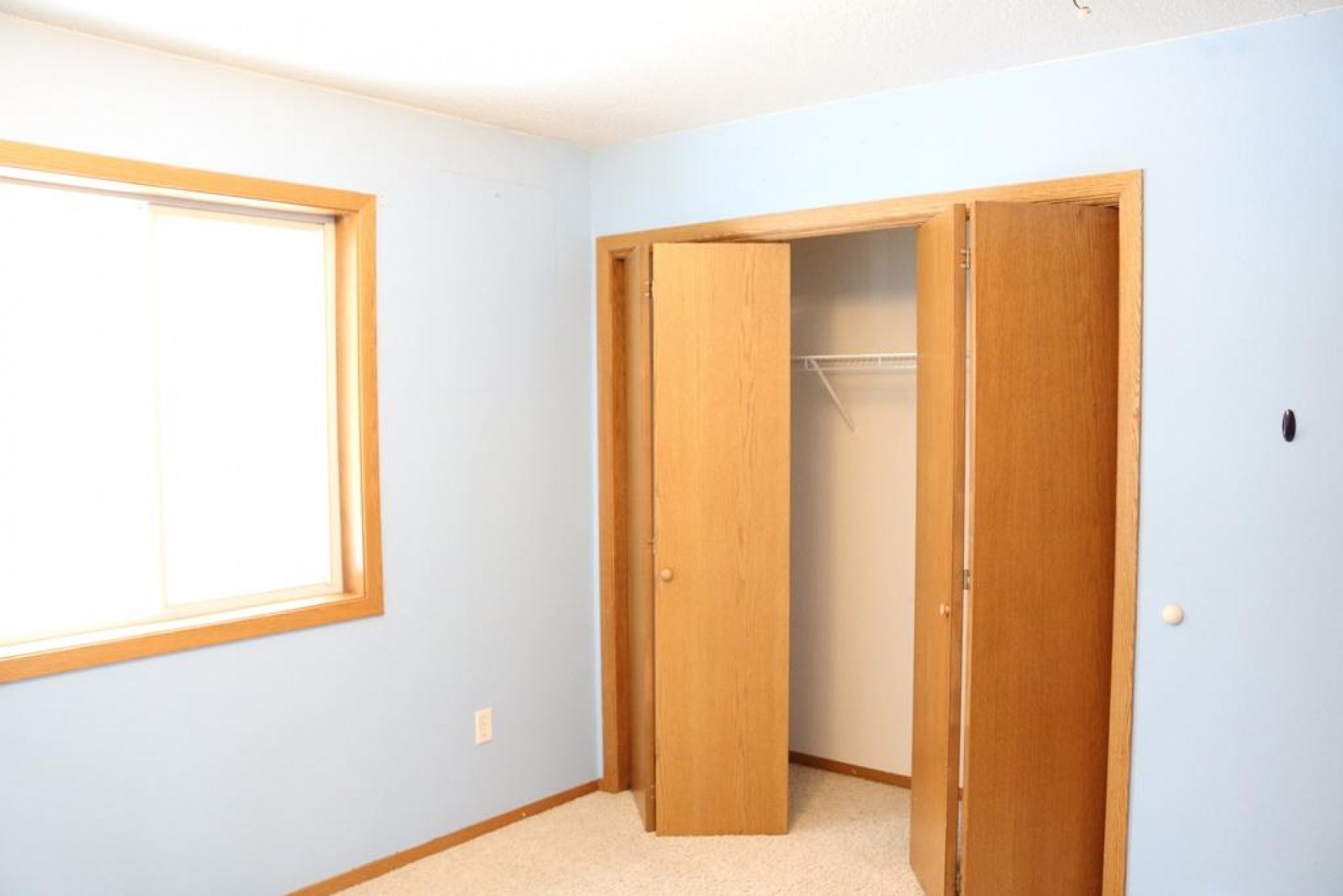 1906 Council Ridge Road, Brookings, SD 57006