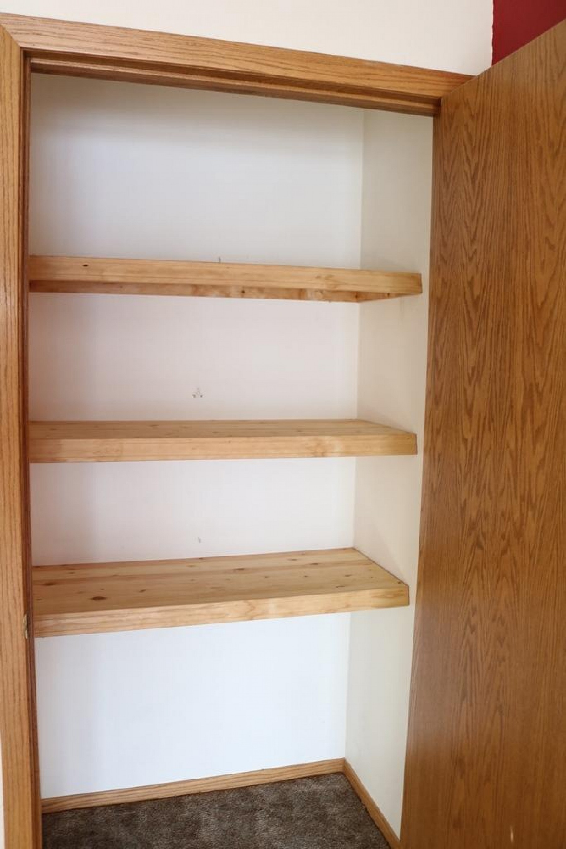 1906 Council Ridge Road, Brookings, SD 57006