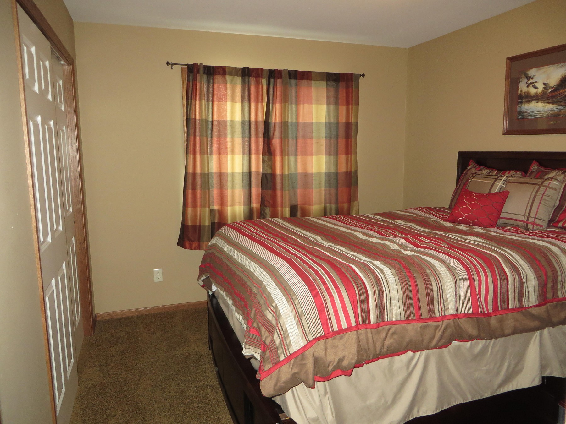 807 Rapid Valley Street, Brookings, SD 57006