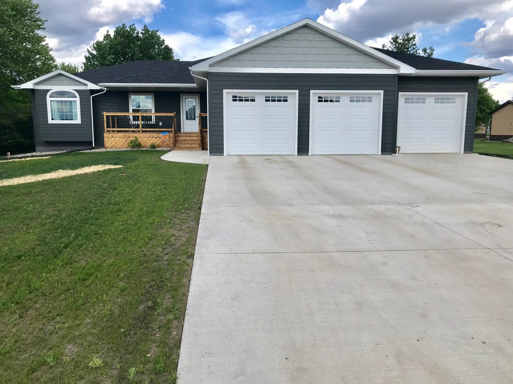 804 Buffalo Street S, Elkton, SD 57026