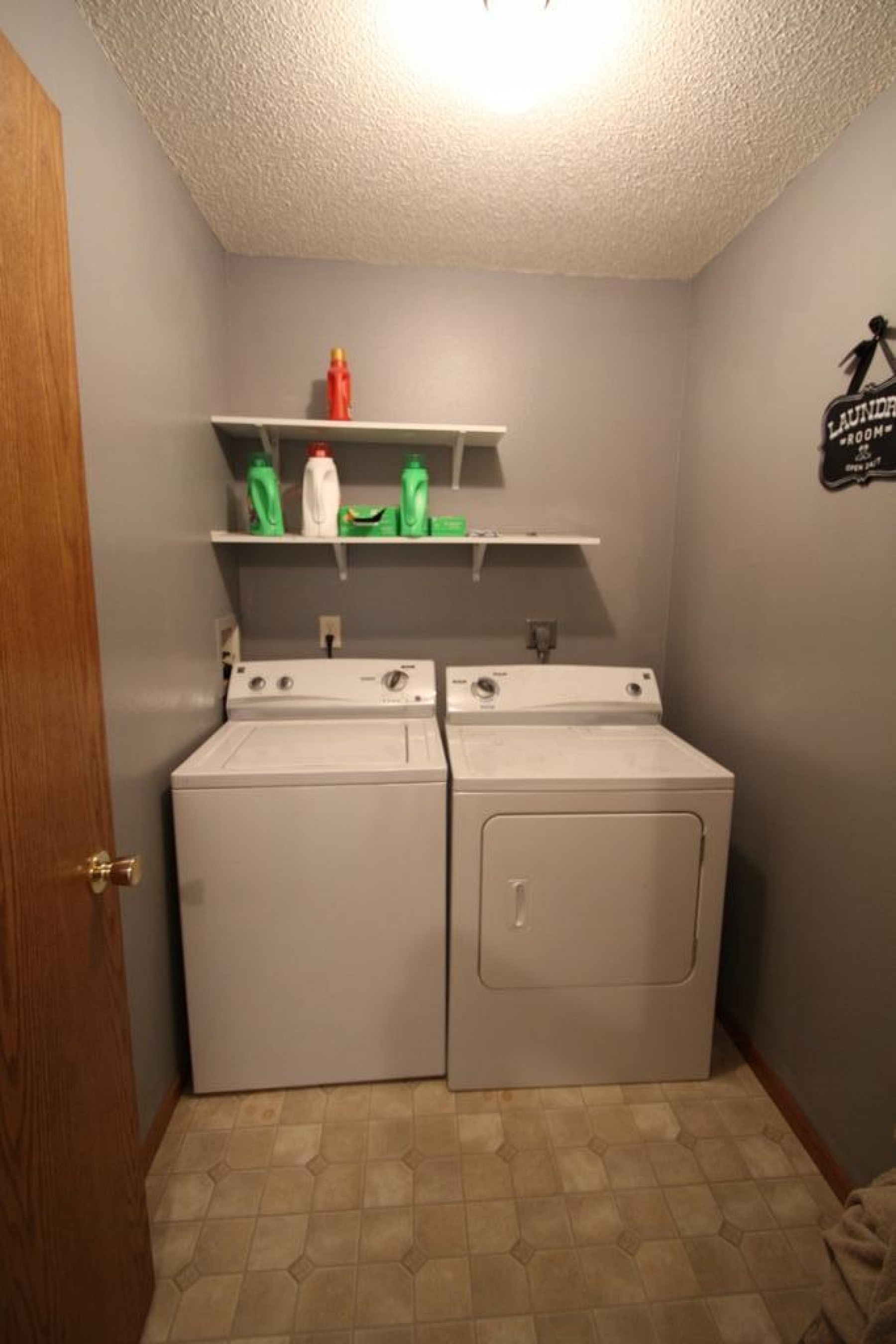 408 Kelsey Street, Elkton, SD 57026