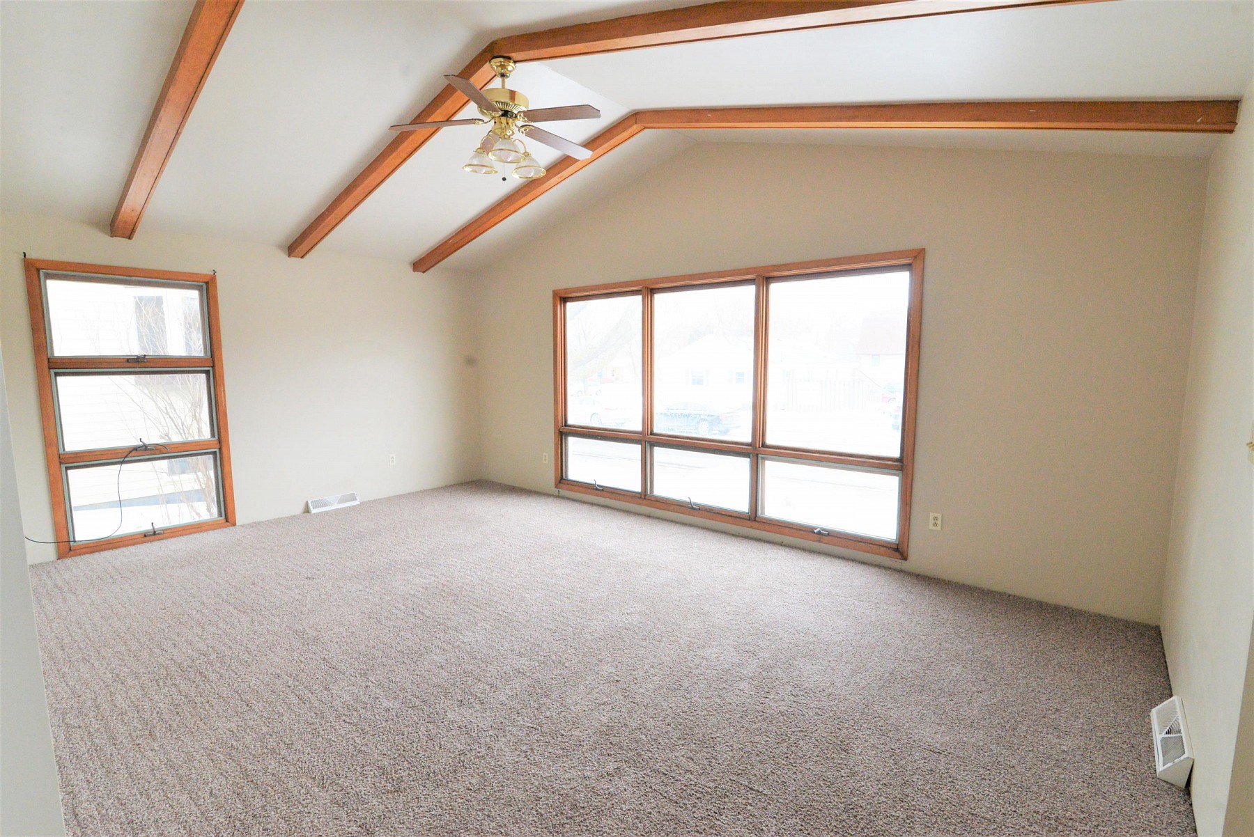 621 Jackrabbit Avenue, Brookings, SD 57006
