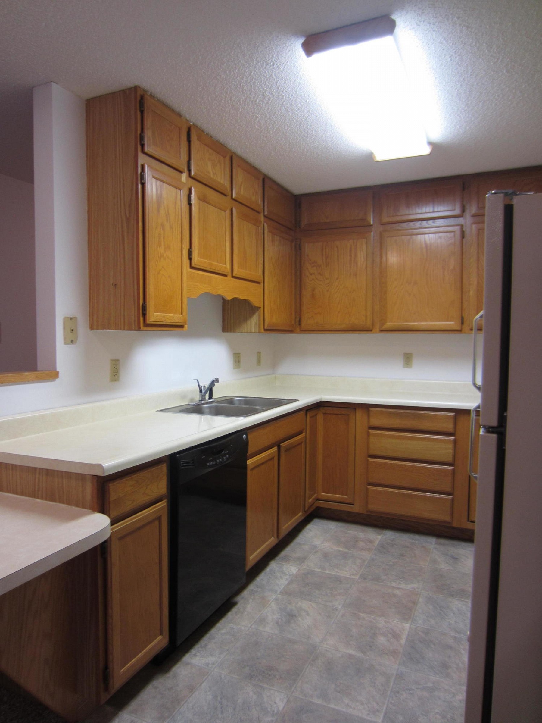 808 Christine Avenue, Brookings, SD 57006