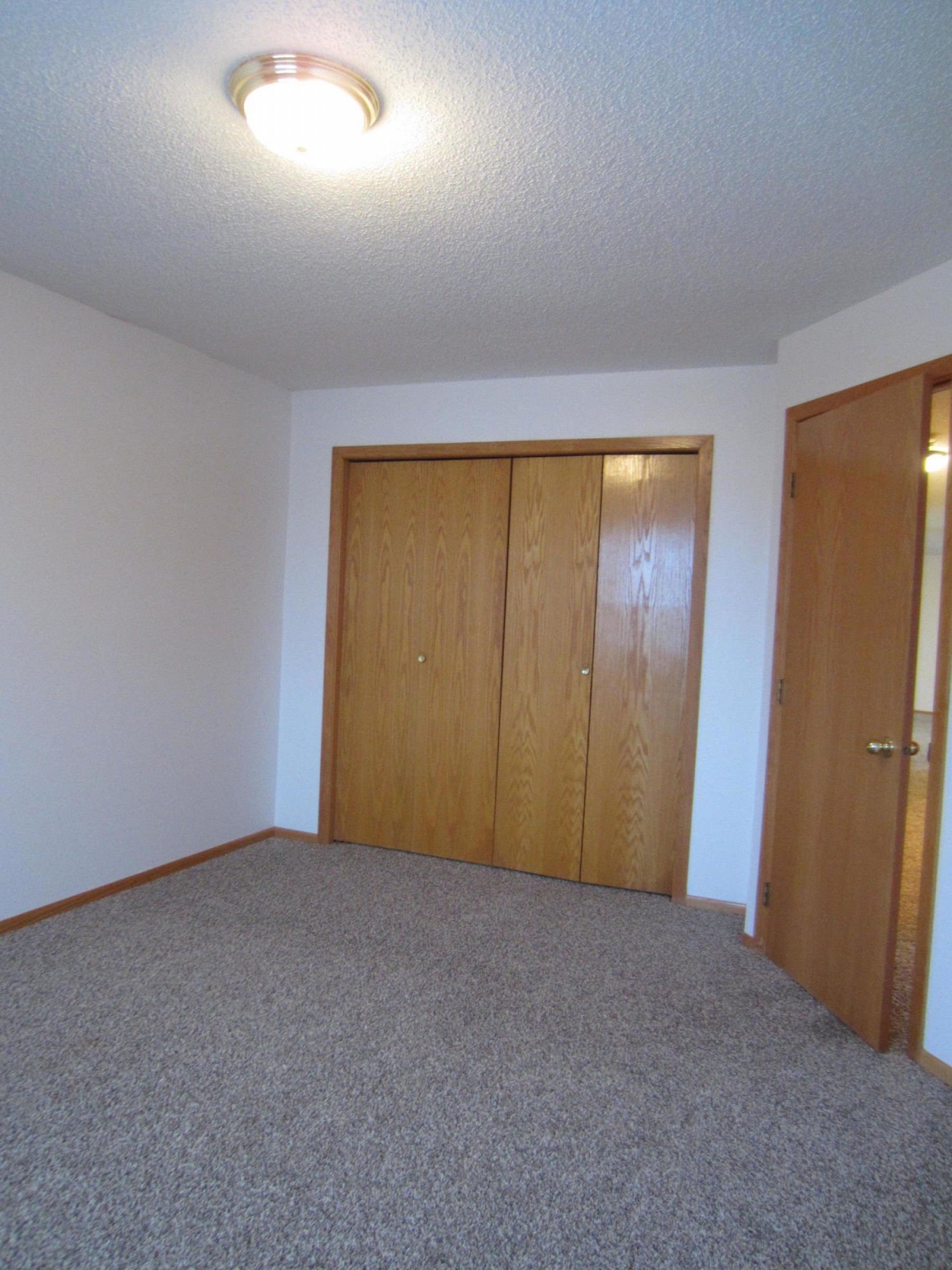 808 Christine Avenue, Brookings, SD 57006