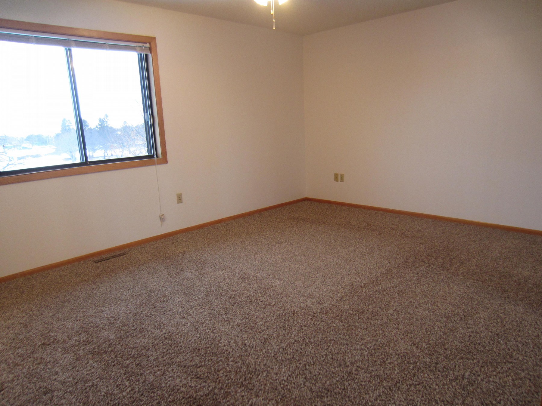 808 Christine Avenue, Brookings, SD 57006