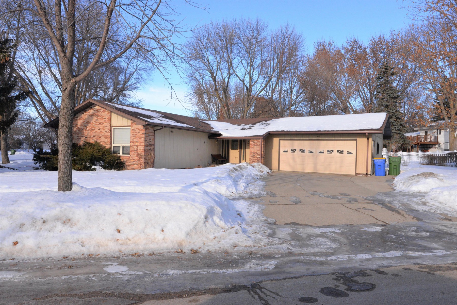1305 Forest Street, Brookings, SD 57006