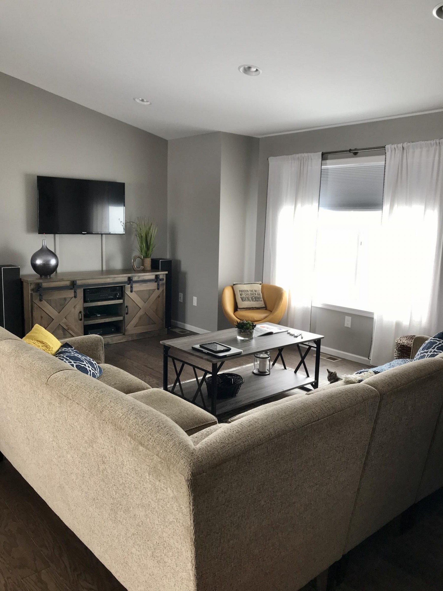 214 Lindsay Drive, Aurora, SD 57002