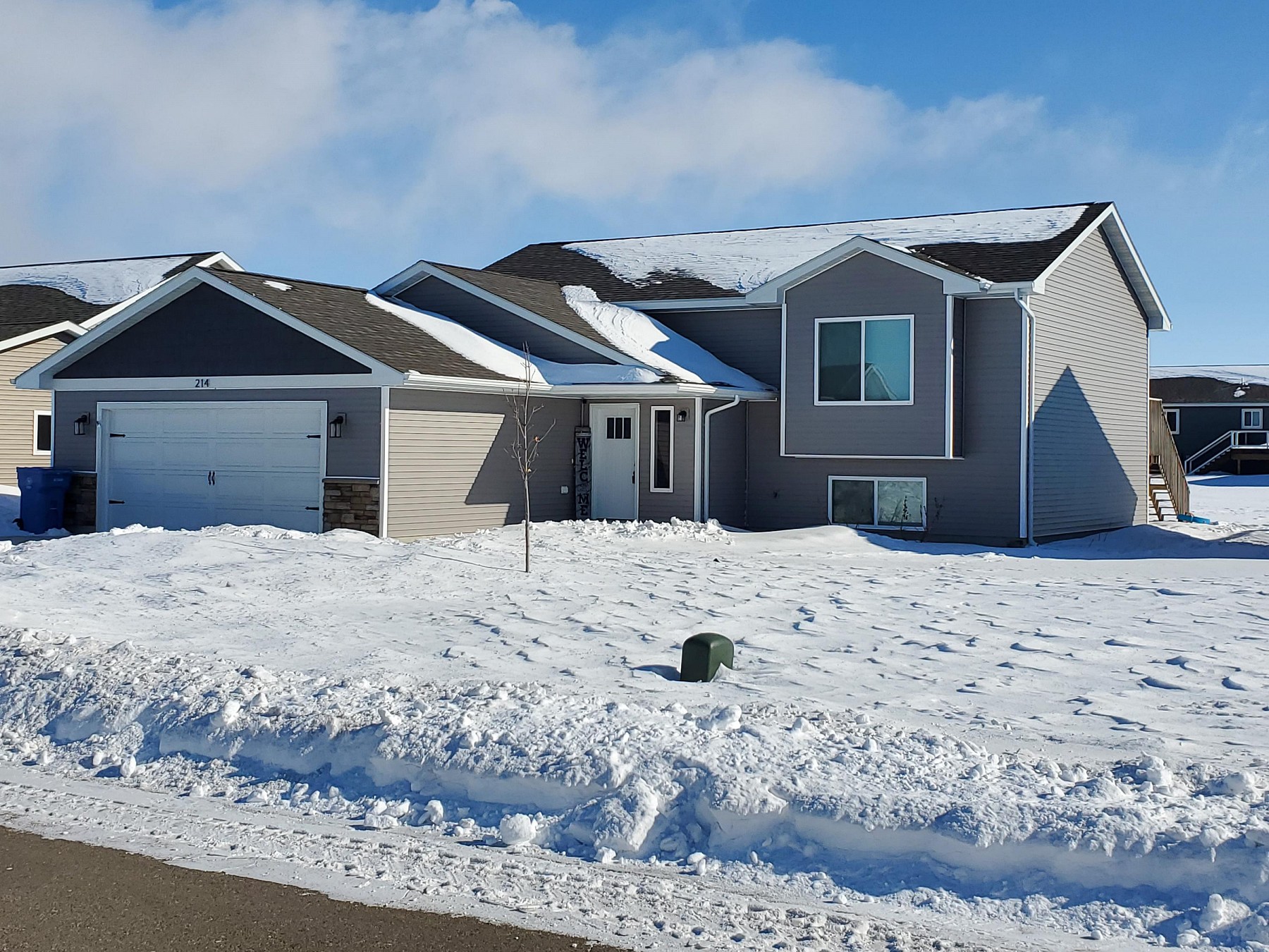 214 Lindsay Drive, Aurora, SD 57002