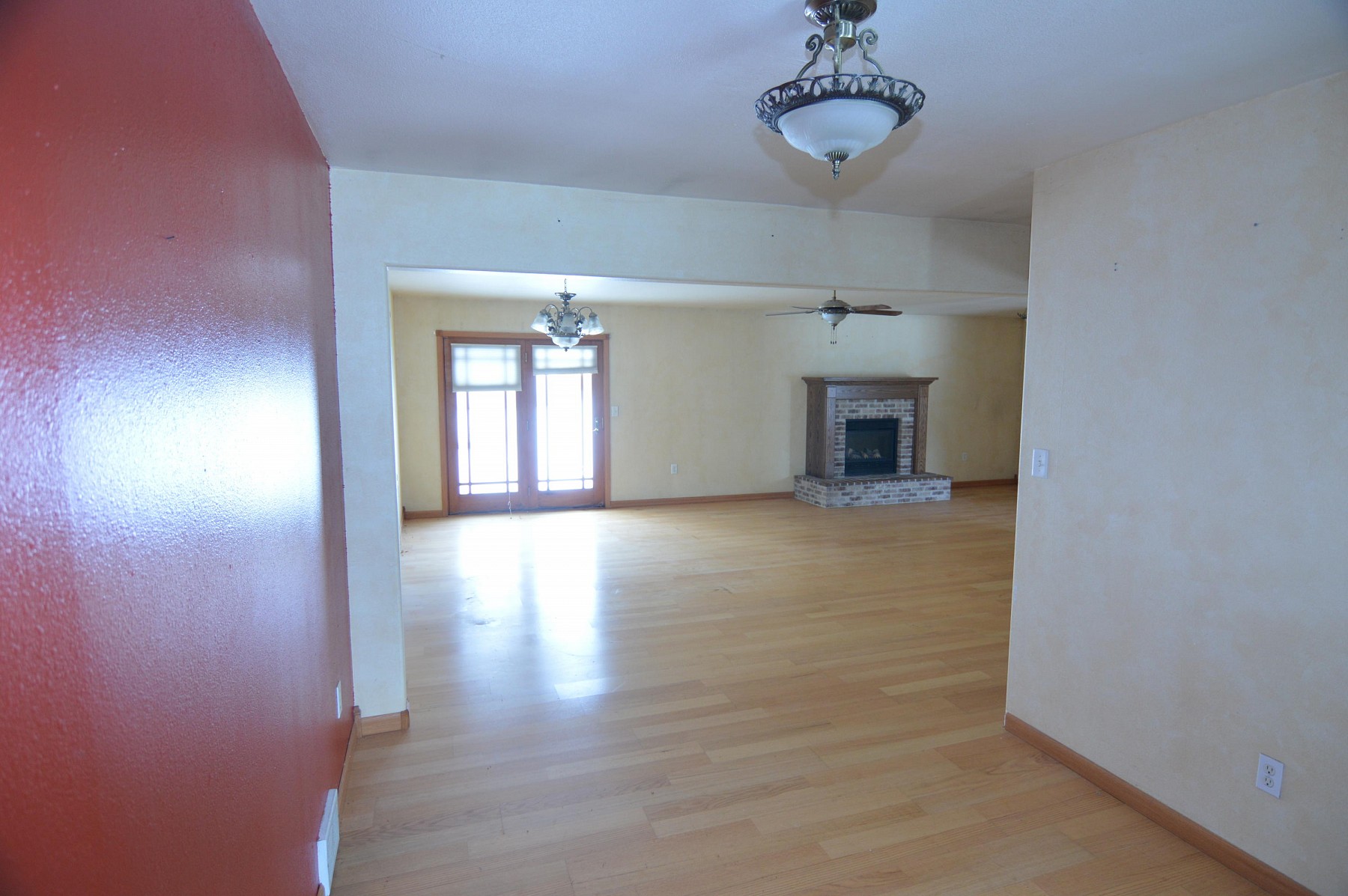 403 Redbird Avenue, Hayti, SD 57241