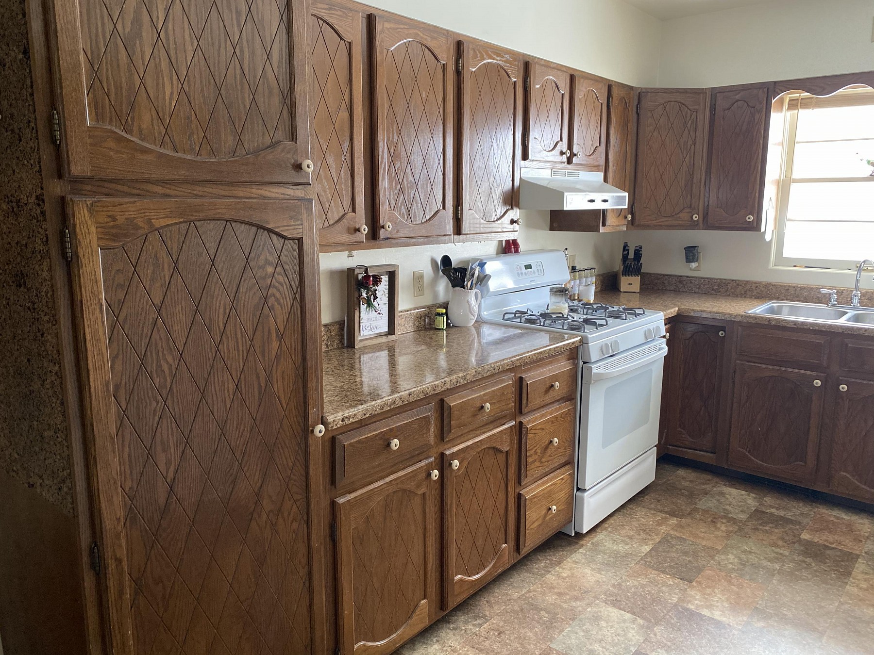 311 12th Avenue, Brookings, SD 57006