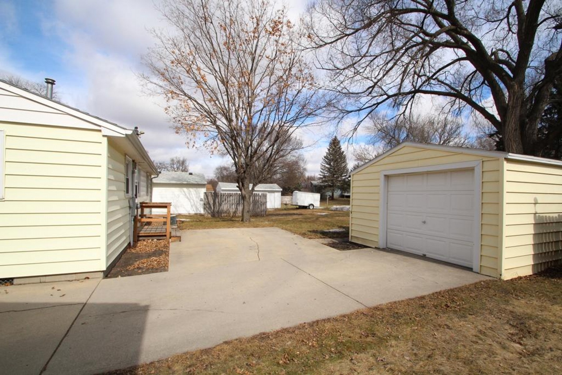 317 Medary Avenue S, Brookings, SD 57006