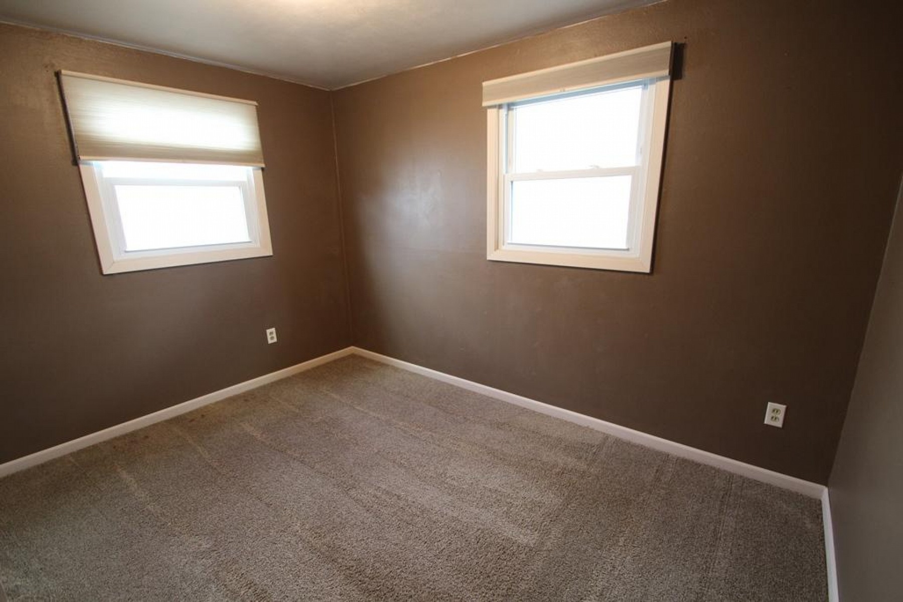 317 Medary Avenue S, Brookings, SD 57006