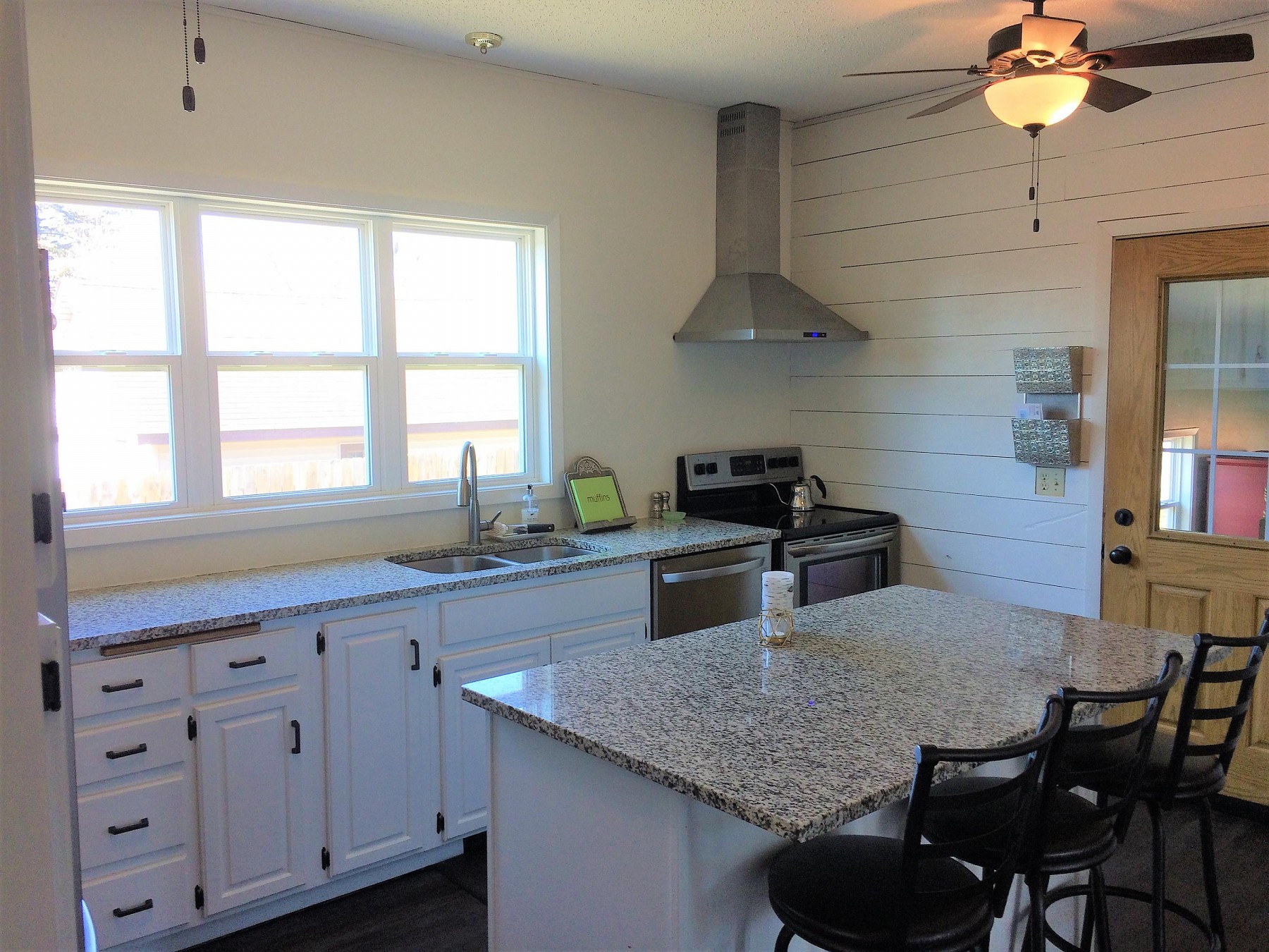 125 7th Street, Brookings, SD 57006