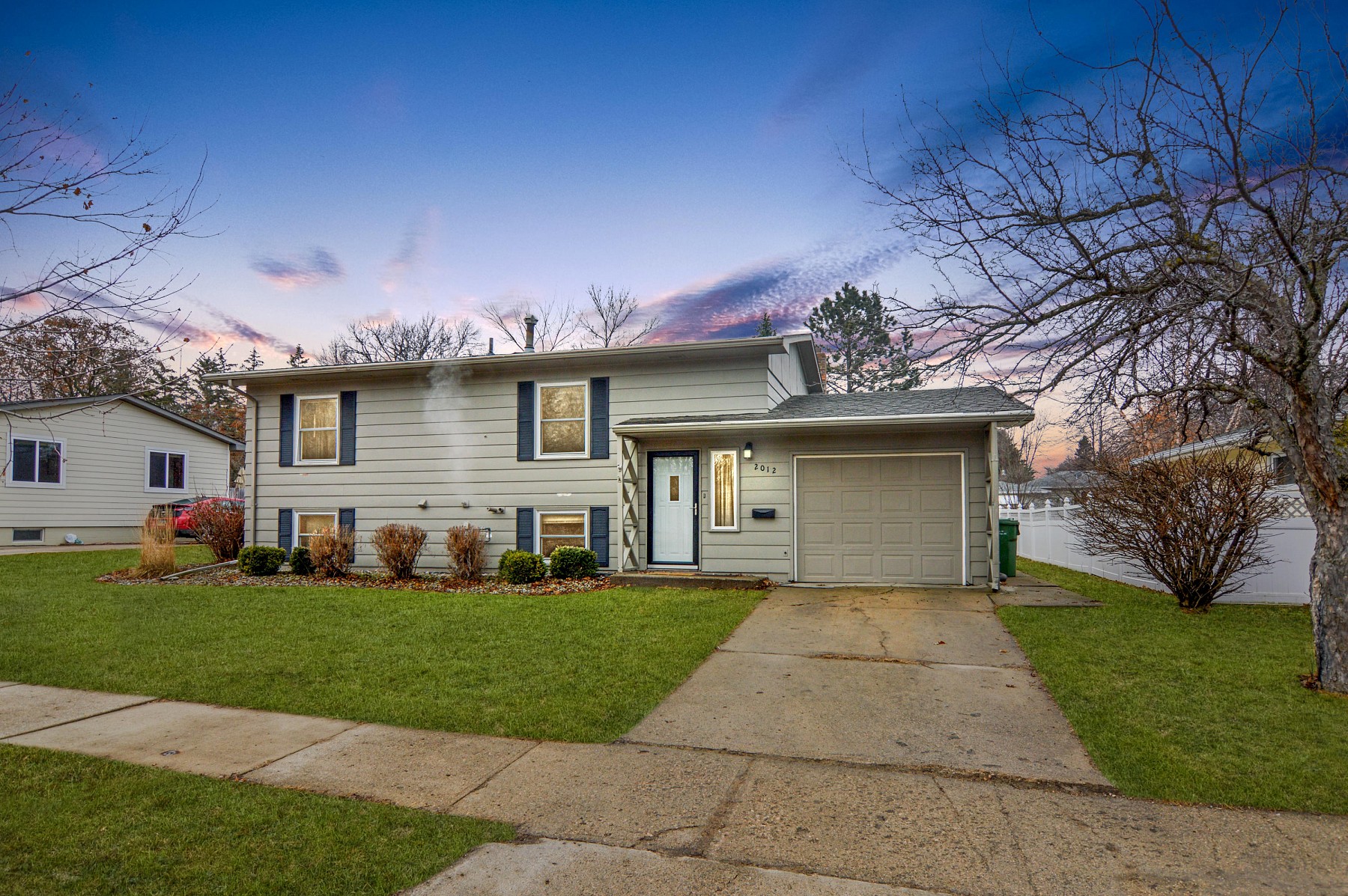 2012 1st Street, Brookings, SD 57006