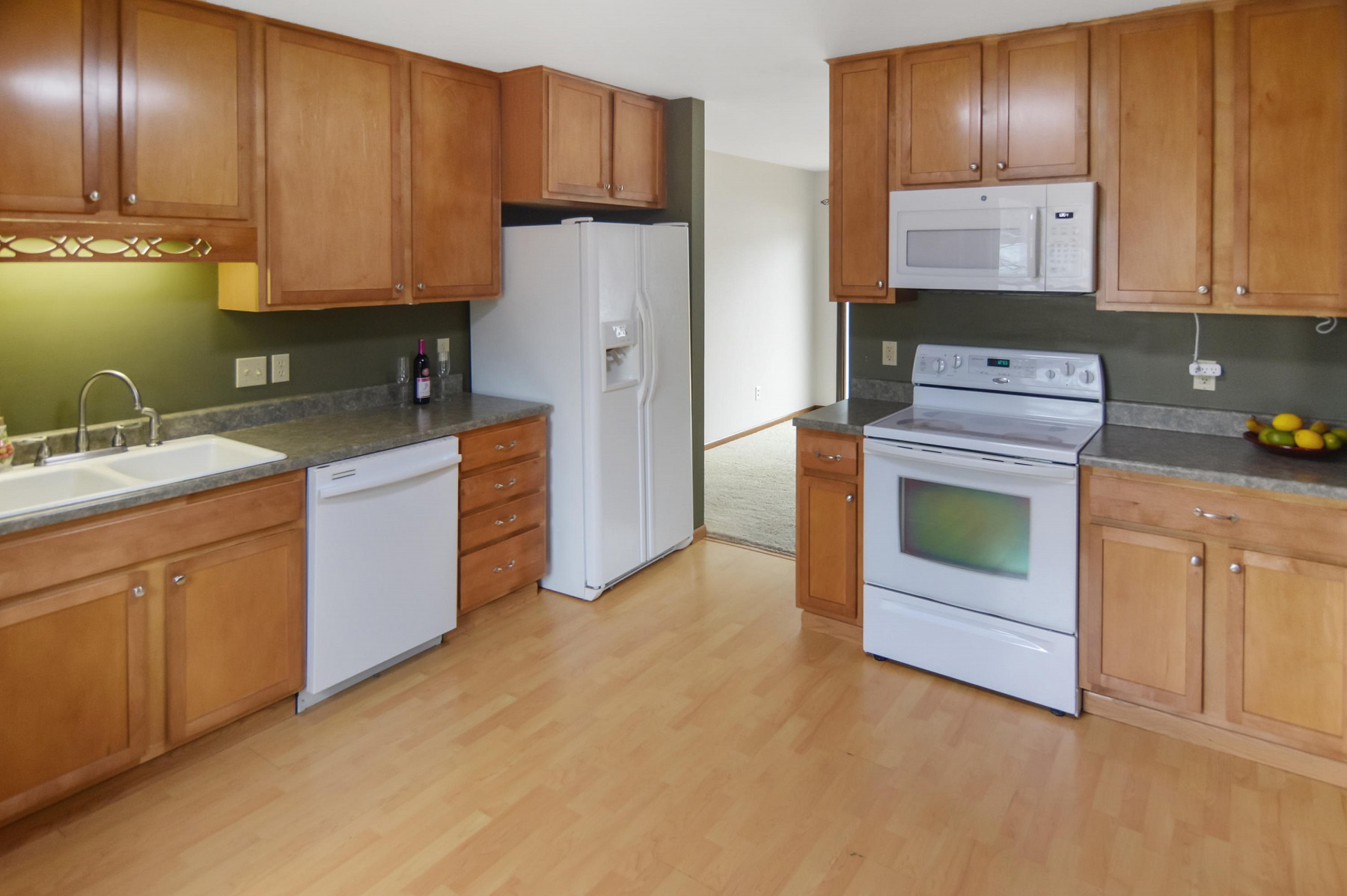 2012 1st Street, Brookings, SD 57006