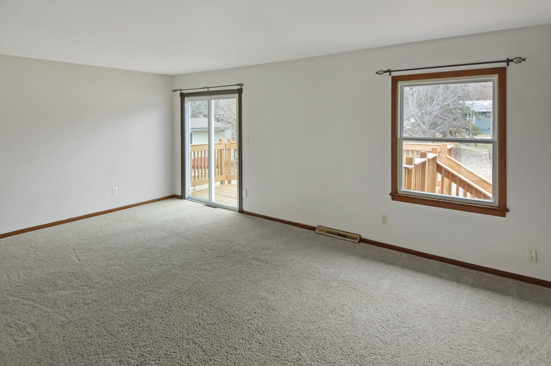 2012 1st Street, Brookings, SD 57006