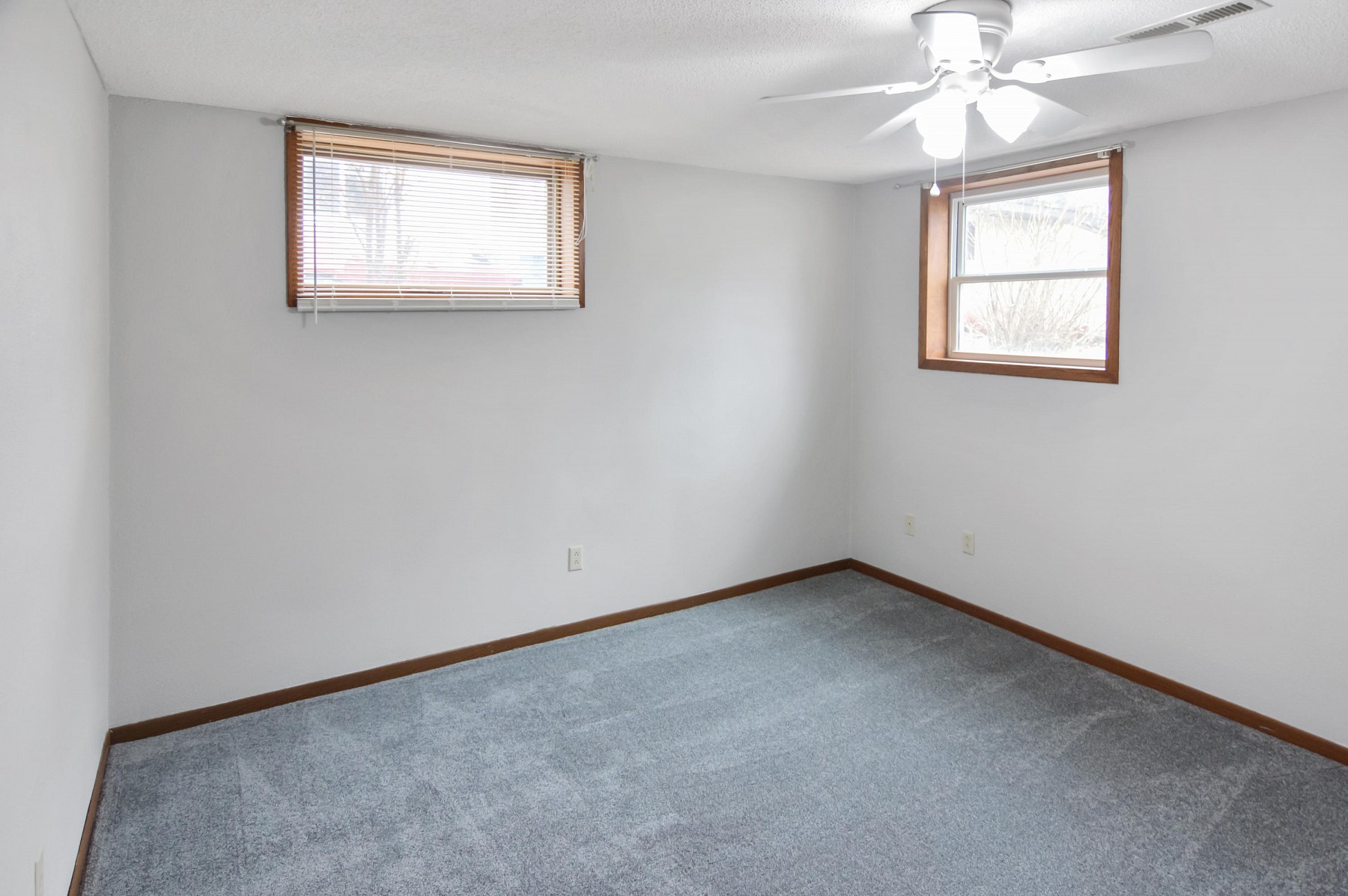 2012 1st Street, Brookings, SD 57006