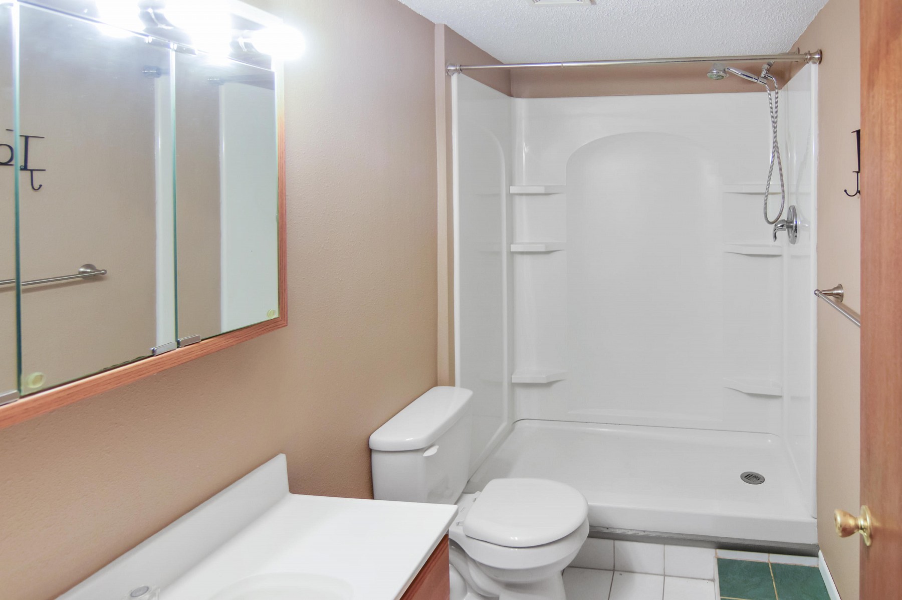 2012 1st Street, Brookings, SD 57006