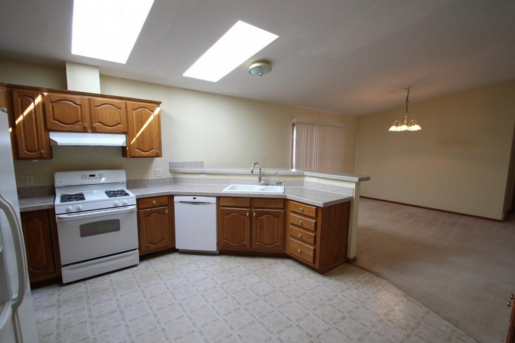 21074 480th Avenue, White, SD 57276