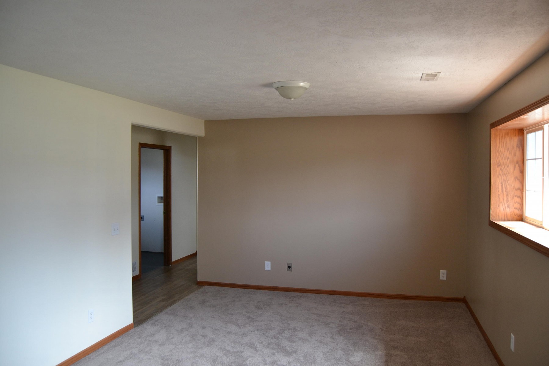 905 Broken Bow Trail, Brookings, SD 57006