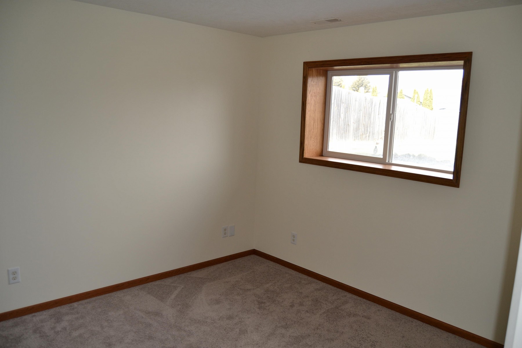 905 Broken Bow Trail, Brookings, SD 57006