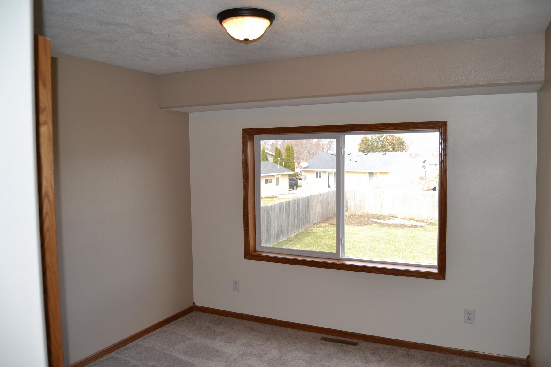 905 Broken Bow Trail, Brookings, SD 57006