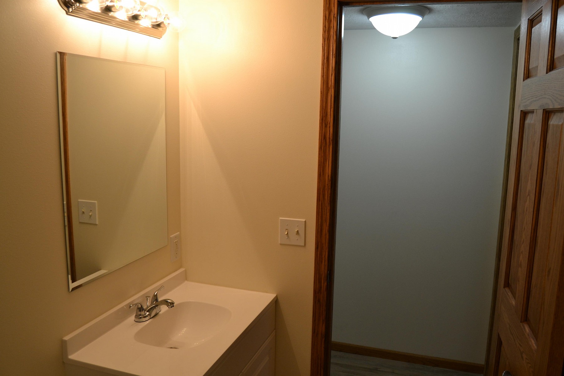 905 Broken Bow Trail, Brookings, SD 57006