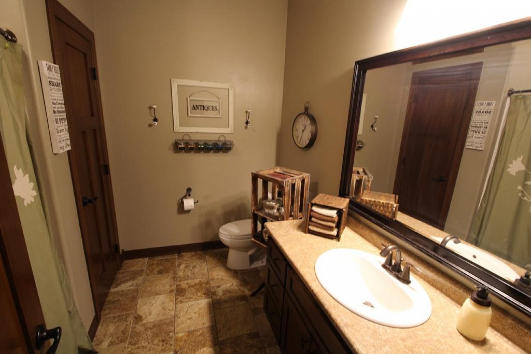 1726 Doral Drive, Brookings, SD 57006