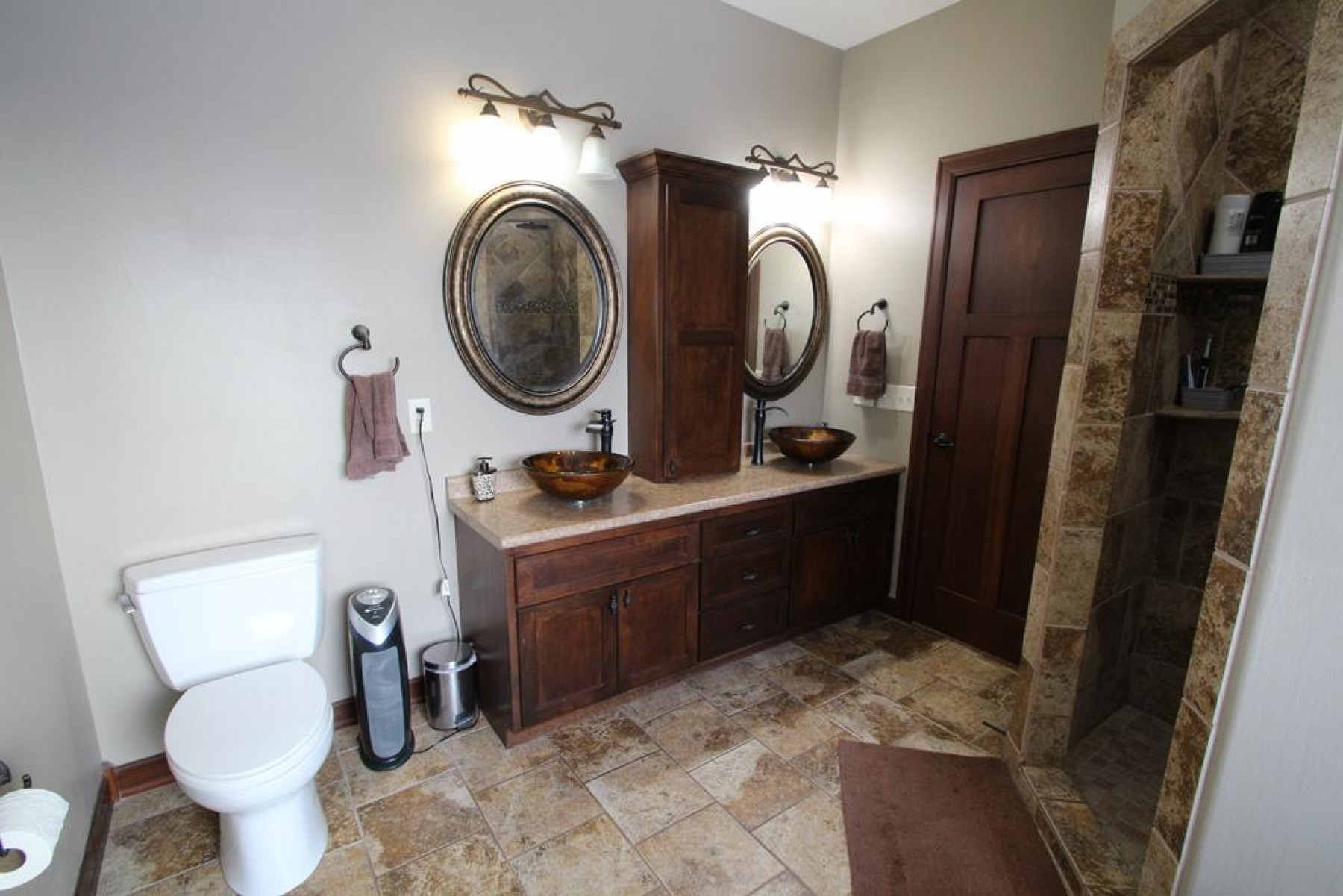 1726 Doral Drive, Brookings, SD 57006