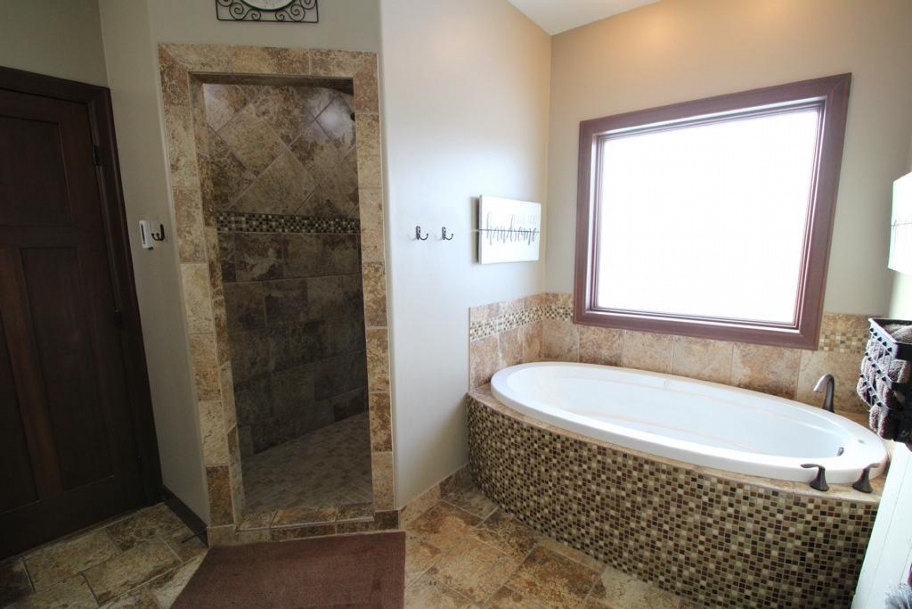 1726 Doral Drive, Brookings, SD 57006