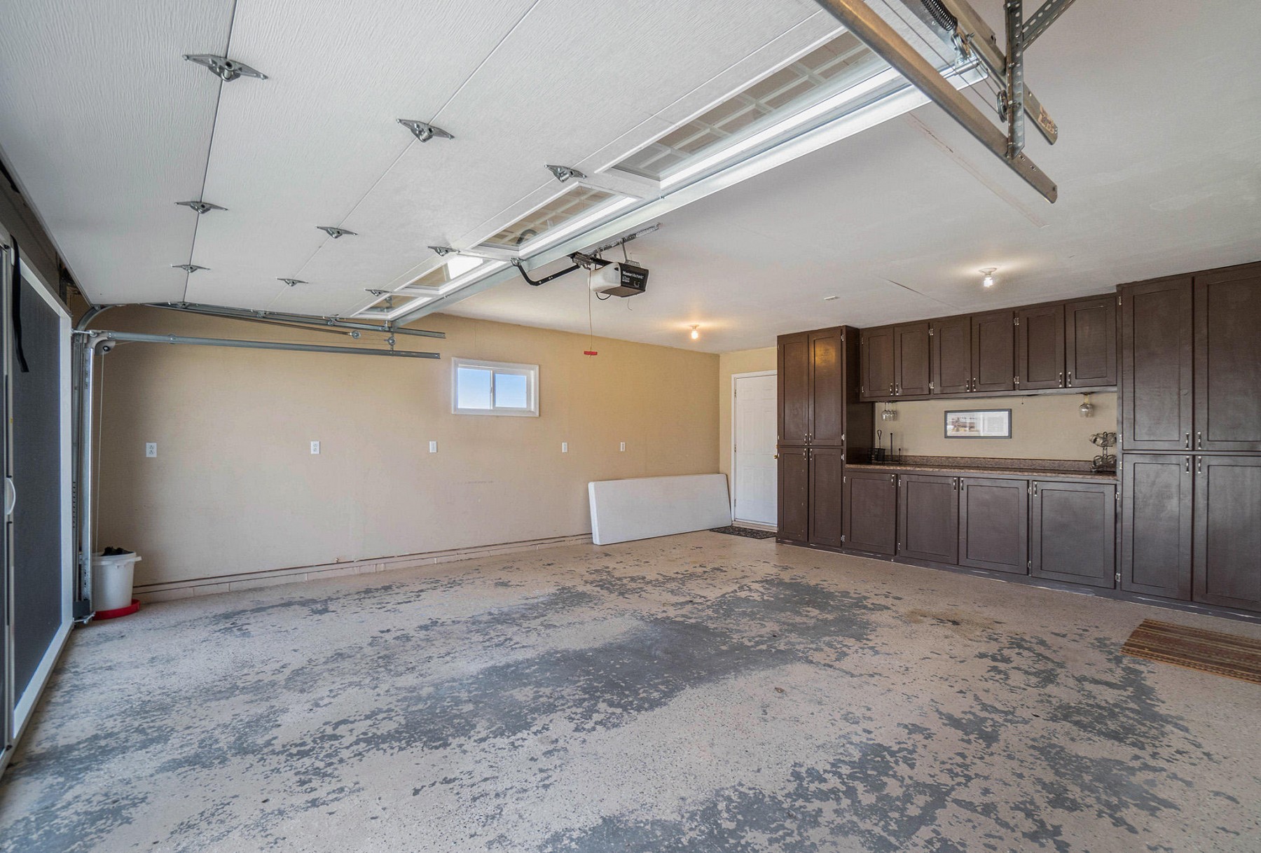 1104 Yorktown Drive, Brookings, SD 57006