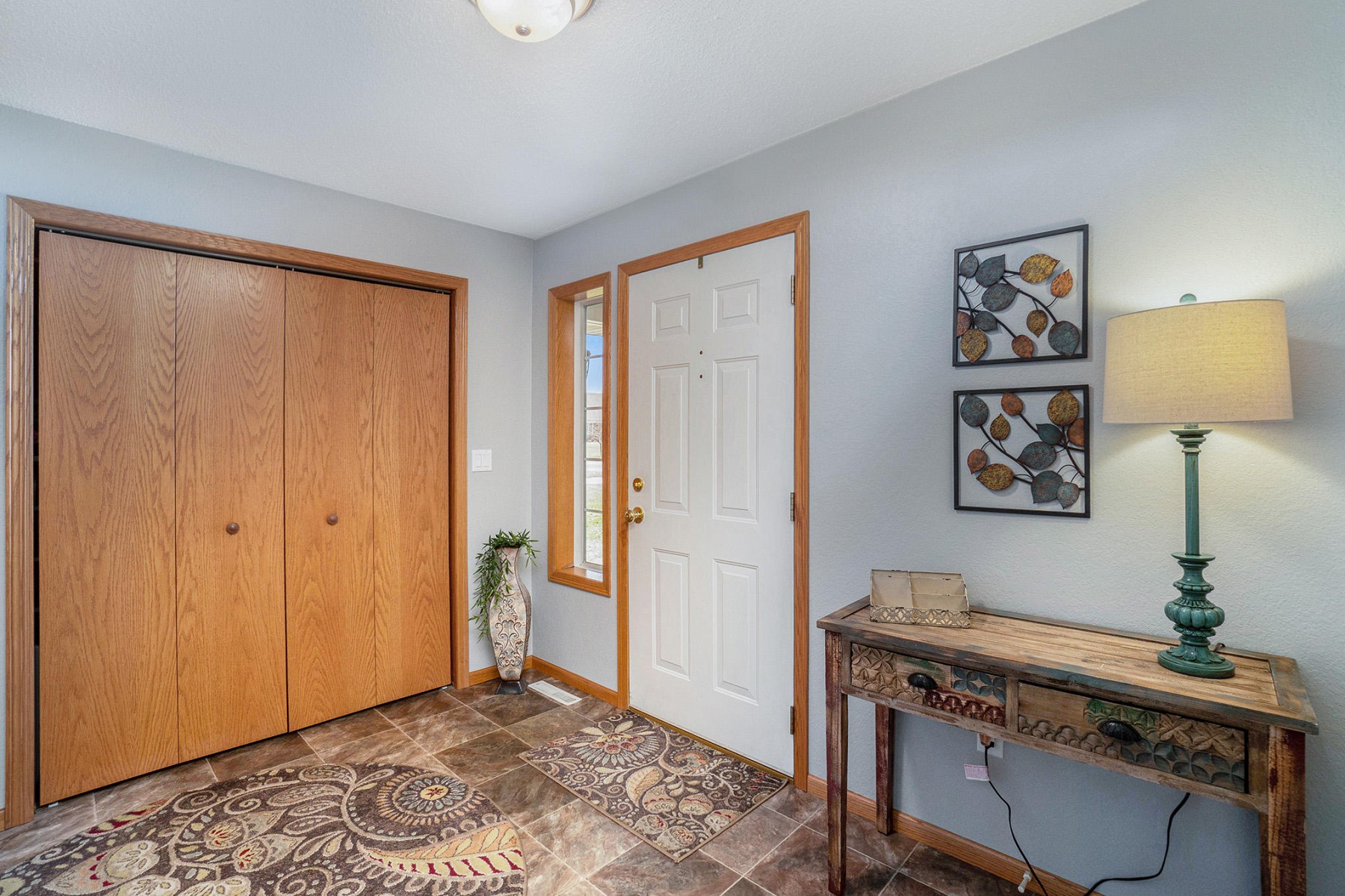 1104 Yorktown Drive, Brookings, SD 57006