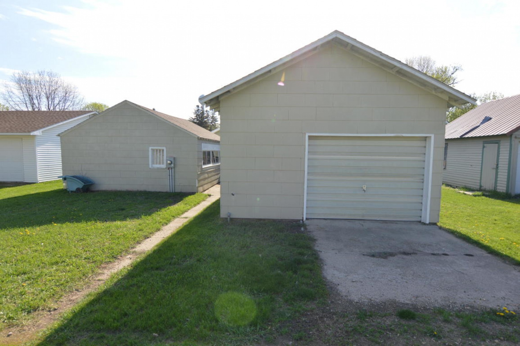 207 6th Street N, Estelline, SD 57234